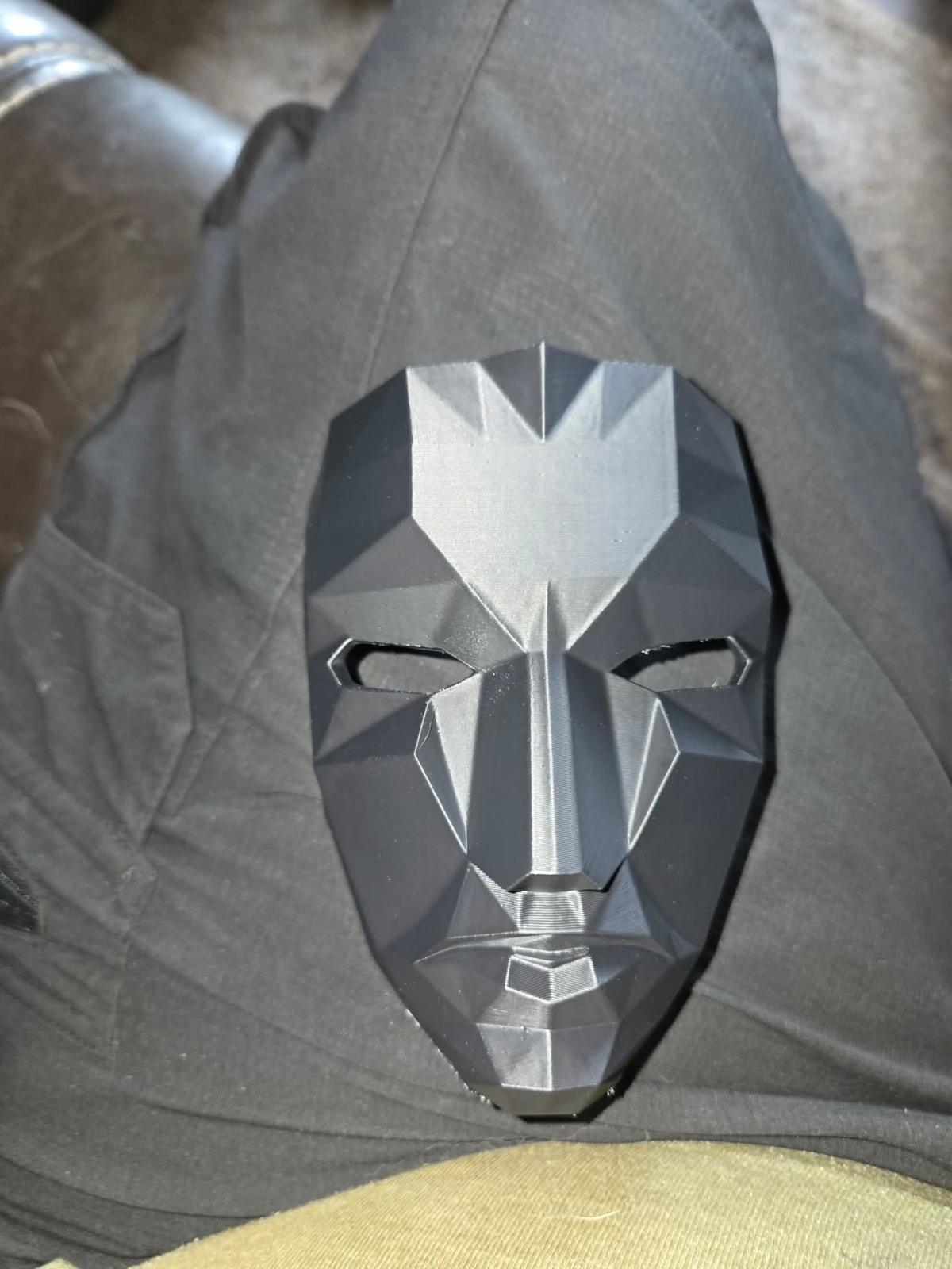Low poly mask
